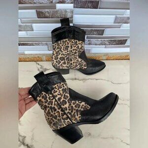 Alberto Zago Leather & Cheetah Print Booties 37